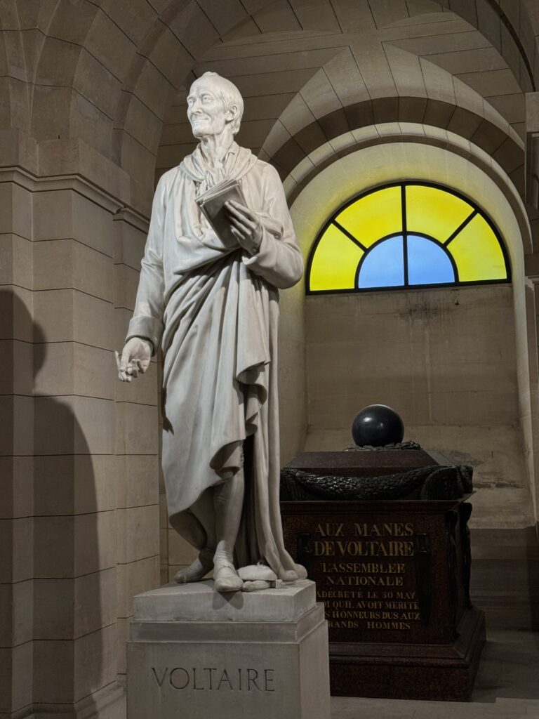 Voltaire mezarı - Pantheon Paris