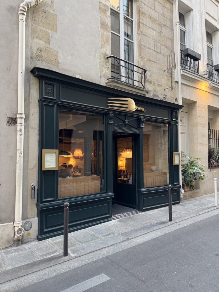 Paris'te michelin guide restoranları