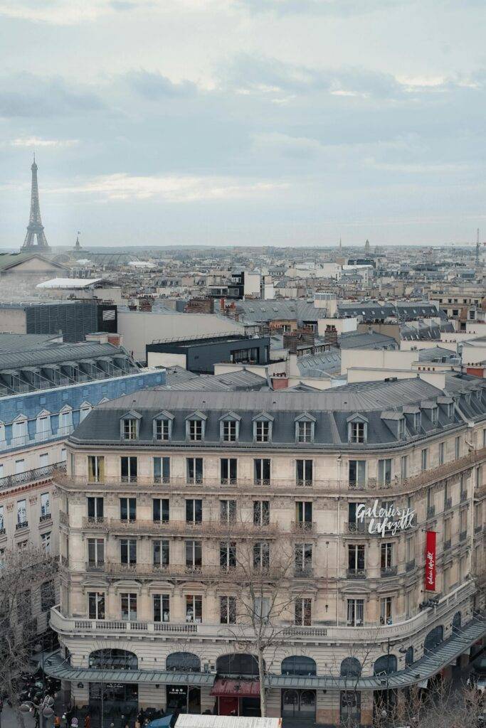 Galeries Lafayette'de ücretsiz Eyfel manzarası 