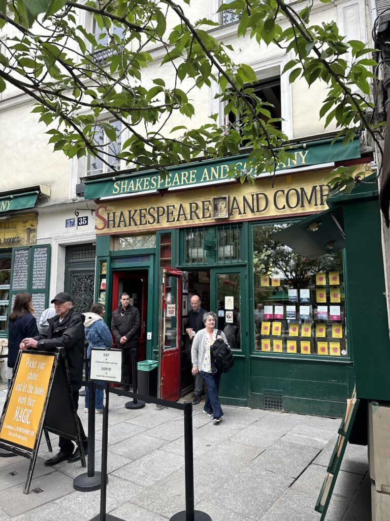 Shakespeare and Company Paris